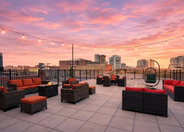 Appartamento Business Ready 2br In South Loop With Skyline View, Optional Parking & Gym Access Close To Mccormick, Downtown & Cta Chicago