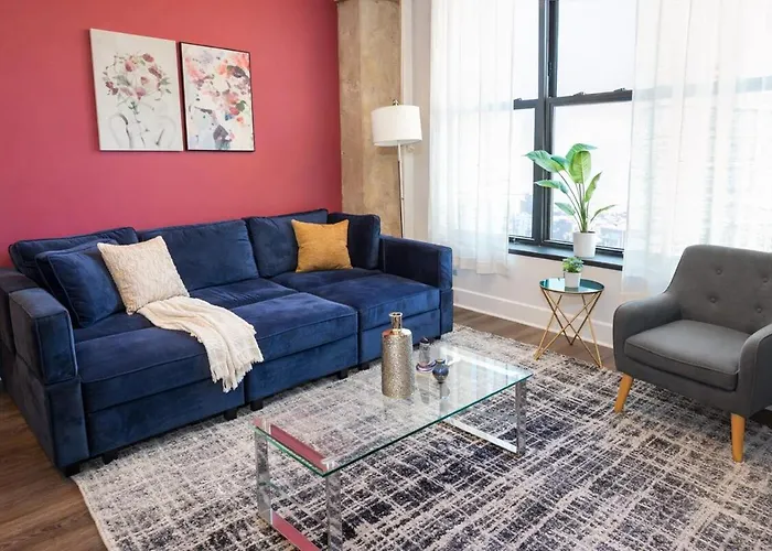 Business Ready 2br In South Loop With Skyline View, Optional Parking & Gym Access Close To Mccormick, Downtown & Cta Appartamento